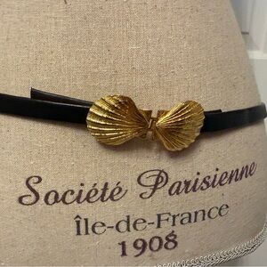 DOTTY SMITH BELT BUCKLE GOLD TONE SHELL 2 PIECE VINTAGE BROWN SKINNY STRAP